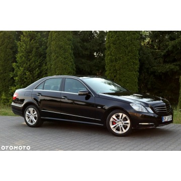 Mercedes - Benz E-klasa  Sedan/Limuzyna 2010,  1.8 benzyna - Na sprzedaż za 37 900 zł - Ostrów Mazowiecka - zdjęcie 11