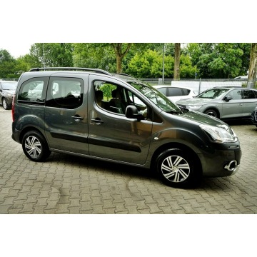 Citroen Berlingo 2015,  1.6 diesel - Na sprzedaż za 18 900 zł - Płock - zdjęcie 12