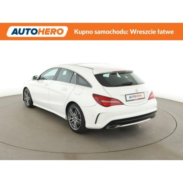 Mercedes - Benz CLA-klasa  Kombi 2019,  1.6 benzyna, automat - Na sprzedaż za 68 900 zł - Warszawa - zdjęcie 4