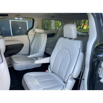 Chrysler Pacifica  Minivan/Van 2020,  3.6 benzyna, automat - Na sprzedaż za 78 900 zł - Kobylnica - zdjęcie 11