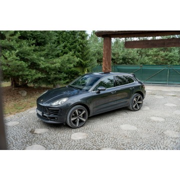 Porsche Macan  SUV 2016,  3.0 diesel, automat - Na sprzedaż za 109 777 zł - Ropczyce - zdjęcie 3