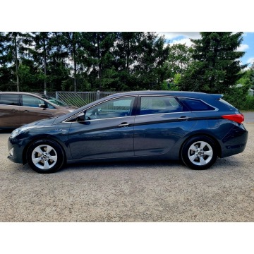 Hyundai i40  Kombi 2013,  1.7 diesel - Na sprzedaż za 25 900 zł - Szczecin - zdjęcie 8