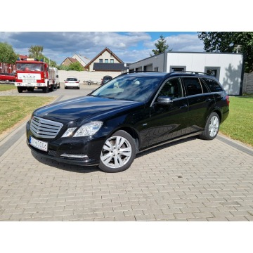 Mercedes - Benz E-klasa  Kombi 2012,  2.2 diesel, automat - Na sprzedaż za 47 500 zł - Strobice - zdjęcie 1