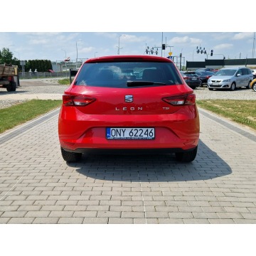 Seat Leon  Hatchback 2015,  1.2 benzyna - Na sprzedaż za 25 900 zł - Strobice - zdjęcie 8