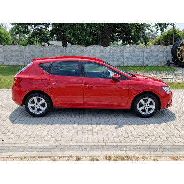 Seat Leon  Hatchback 2015,  1.2 benzyna - Na sprzedaż za 25 900 zł - Strobice - zdjęcie 10