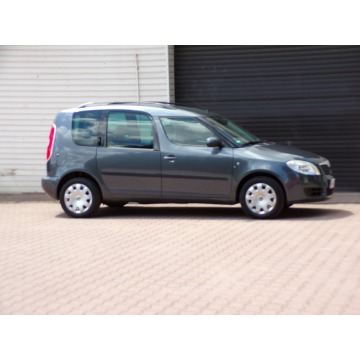 Skoda Roomster  Hatchback 2009,  1.6 benzyna - Na sprzedaż za 15 900 zł - Mikołów - zdjęcie 6