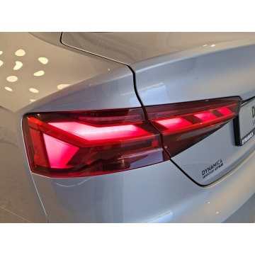 Audi A5  Liftback 2022,  2.0 benzyna, automat - Na sprzedaż za 138 700 zł - Swarzędz - zdjęcie 11