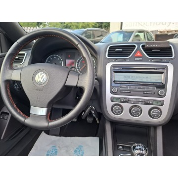 Volkswagen Eos  Kabriolet 2009,  1.4 benzyna - Na sprzedaż za 18 900 zł - Lublin - zdjęcie 4