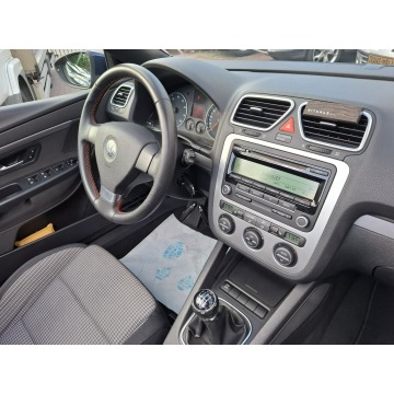 Volkswagen Eos  Kabriolet 2009,  1.4 benzyna - Na sprzedaż za 18 900 zł - Lublin - zdjęcie 10