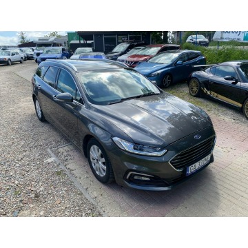 Ford Mondeo  Kombi 2020,  2.0 diesel, automat - Na sprzedaż za 59 999 zł - Gdańsk - zdjęcie 2