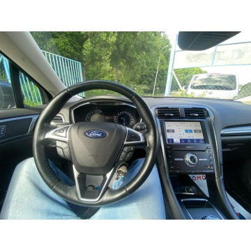 Ford Mondeo  Kombi 2020,  2.0 diesel, automat - Na sprzedaż za 59 999 zł - Gdańsk - zdjęcie 8