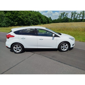 Ford Focus  Hatchback 2015,  1.0 benzyna - Na sprzedaż za 21 800 zł - Jarocin - zdjęcie 4