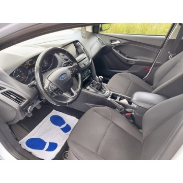 Ford Focus  Hatchback 2015,  1.0 benzyna - Na sprzedaż za 21 800 zł - Jarocin - zdjęcie 11
