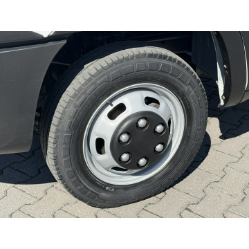 Iveco Daily 2015,  3.0 diesel - Na sprzedaż za 116 850 zł - Widełki - zdjęcie 8