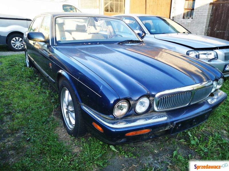 Jaguar XJ  Sedan/Limuzyna 2000,  4.0 benzyna, automat - Na sprzedaż za 5 900,00 zł - Warszawa