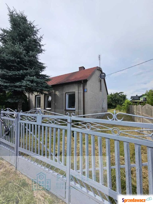 Sprzedam dom Radomsko - ,  pow.  70 m2,  działka:   445 m2