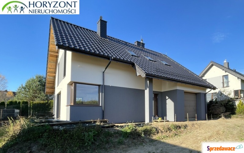 Sprzedam dom Chwaszczyno - ,  pow.  136 m2,  działka:   930 m2