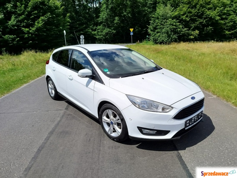 Ford Focus  Hatchback 2015,  1.0 benzyna - Na sprzedaż za 21 800 zł - Jarocin