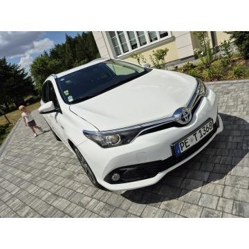 Toyota Auris  Hatchback 2018,  1.8 hybryda, automat - Na sprzedaż za 56 800 zł - Drelów - zdjęcie 6