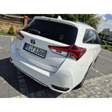 Toyota Auris  Hatchback 2018,  1.8 hybryda, automat - Na sprzedaż za 56 800 zł - Drelów - zdjęcie 5