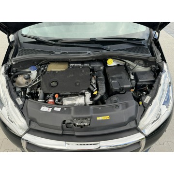 Peugeot 208  Hatchback 2018,  1.5 diesel - Na sprzedaż za 25 900 zł - Mrągowo - zdjęcie 4