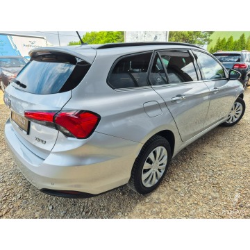 Fiat Tipo  Kombi 2017,  1.4 benzyna - Na sprzedaż za 37 499 zł - Tychy - zdjęcie 3