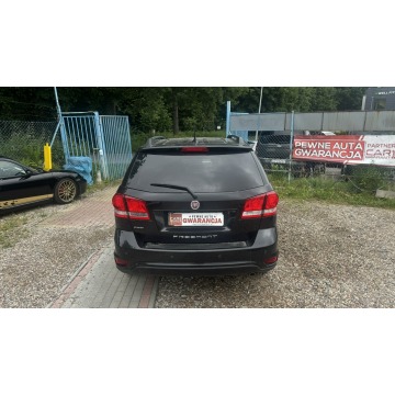 Fiat Freemont  SUV 2014,  2.0 diesel, automat - Na sprzedaż za 37 997 zł - Gdańsk - zdjęcie 6
