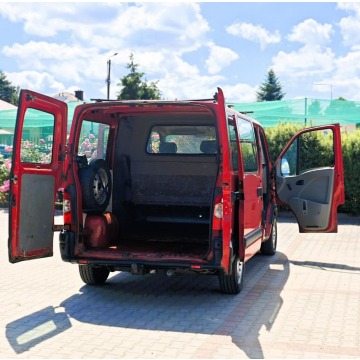 Opel Movano 2004,  3.0 diesel - Na sprzedaż za 15 800 zł - Nowy Sącz - zdjęcie 12