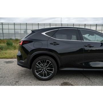Lexus NX  SUV 2023,  2.5 hybryda, automat - Na sprzedaż za 209 900 zł - Warszawa - zdjęcie 11