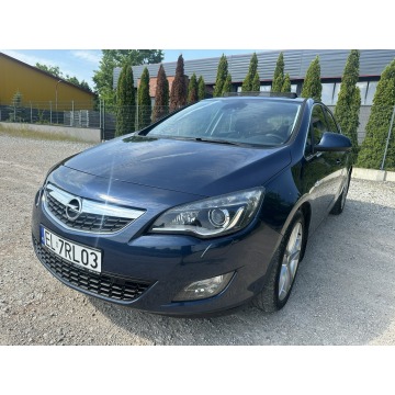 Opel Astra  Hatchback 2010,  1.6 benzyna - Na sprzedaż za 20 900 zł - Starowa Góra - zdjęcie 5