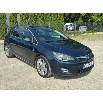 Opel Astra  Hatchback 2010,  1.6 benzyna - Na sprzedaż za 20 900 zł - Starowa Góra - zdjęcie 7