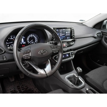 Hyundai i30  Hatchback 2022,  1.5 benzyna - Na sprzedaż za 47 800 zł - Gdańsk - zdjęcie 6