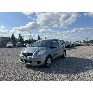 Toyota Yaris  Hatchback 2006,  1.3 benzyna - Na sprzedaż za 13 800 zł - Rawa Mazowiecka - zdjęcie 4