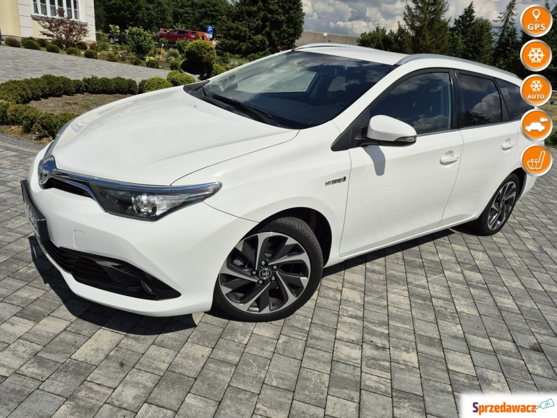Toyota Auris  Hatchback 2018,  1.8 hybryda, automat - Na sprzedaż za 56 800 zł - Drelów