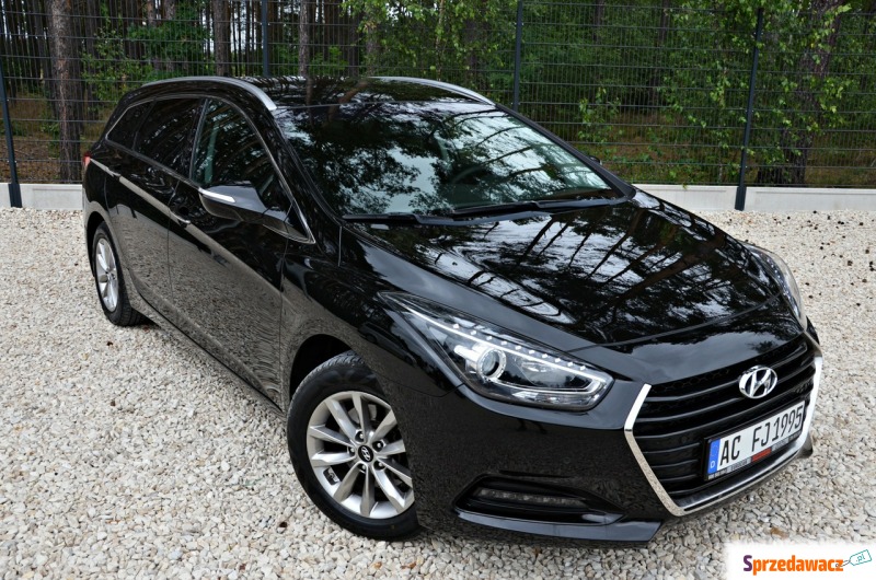 Hyundai i40  Kombi 2018,  1.6 benzyna - Na sprzedaż za 47 900 zł - Ostrów Mazowiecka