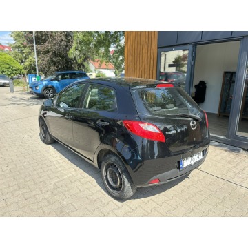 Mazda 2  Hatchback 2008,  1.3 benzyna - Na sprzedaż za 7 500,00 zł - Poznań - zdjęcie 2