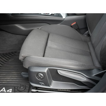 Audi A4  Kombi 2023,  2.0 diesel, automat - Na sprzedaż za 93 840 zł - Gdynia - zdjęcie 10