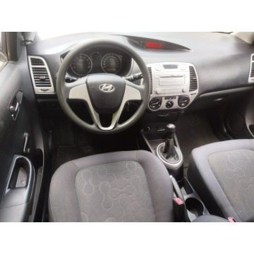 Hyundai i20  Hatchback 2010,  1.2 benzyna - Na sprzedaż za 9 500,00 zł - Toruń - zdjęcie 6