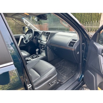 Toyota Land Cruiser  Terenowy 2022,  2.8 diesel, automat - Na sprzedaż za 310 000 zł - Inowrocław - zdjęcie 7