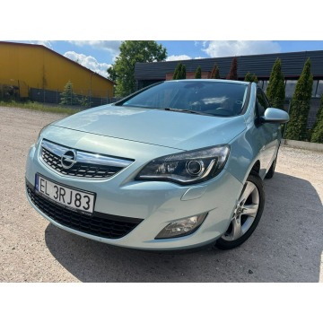 Opel Astra - Kamera // Carplay // Navi