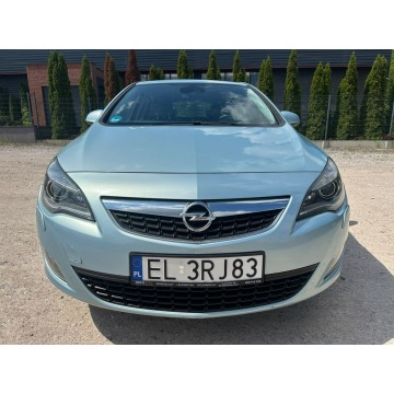 Opel Astra  Liftback 2010,  1.6 benzyna - Na sprzedaż za 21 900 zł - Starowa Góra - zdjęcie 7