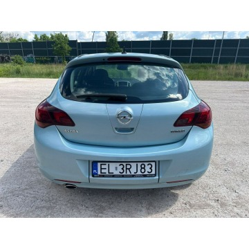 Opel Astra  Liftback 2010,  1.6 benzyna - Na sprzedaż za 21 900 zł - Starowa Góra - zdjęcie 11