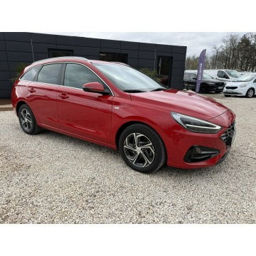Hyundai i30  Kombi 2020,  1.5 benzyna, automat - Na sprzedaż za 68 900 zł - Pęcice - zdjęcie 4