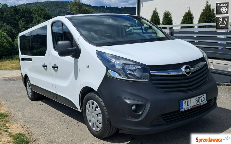 Opel Vivaro  Bus 2019,  1.6 diesel - Na sprzedaż za 57 900 zł - Cisiec