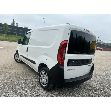 Fiat Doblo 2018,  1.2 diesel - Na sprzedaż za 28 900 zł - Starowa Góra - zdjęcie 5