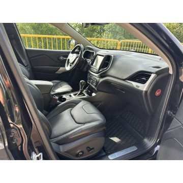 Jeep Cherokee  SUV 2017,  2.2 diesel, automat - Na sprzedaż za 49 999 zł - Gostyń - zdjęcie 9