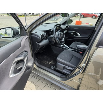 Toyota Yaris Cross  SUV 2024,  1.5 hybryda, automat - Na sprzedaż za 86 999 zł - Balice - zdjęcie 11