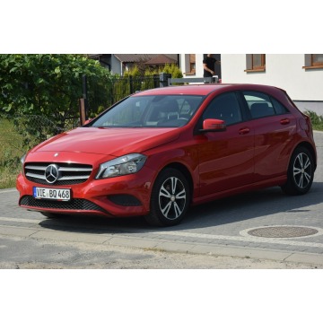 Mercedes - Benz A-klasa  Hatchback 2014,  1.5 diesel - Na sprzedaż za 36 900 zł - Majdan Sieniawski - zdjęcie 4