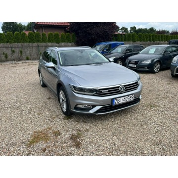 Volkswagen Passat  Kombi 2019,  2.0 diesel, automat - Na sprzedaż za 69 900 zł - Białogard - zdjęcie 1
