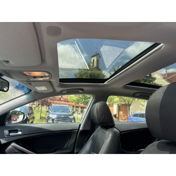 Kia Optima  Sedan/Limuzyna 2014,  1.7 diesel, automat - Na sprzedaż za 39 900 zł - Poznań - zdjęcie 5